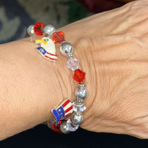Red, White, Blue & Silver Patriotic Charm Stretch Beaded Bracelet - Picture 2 of 7